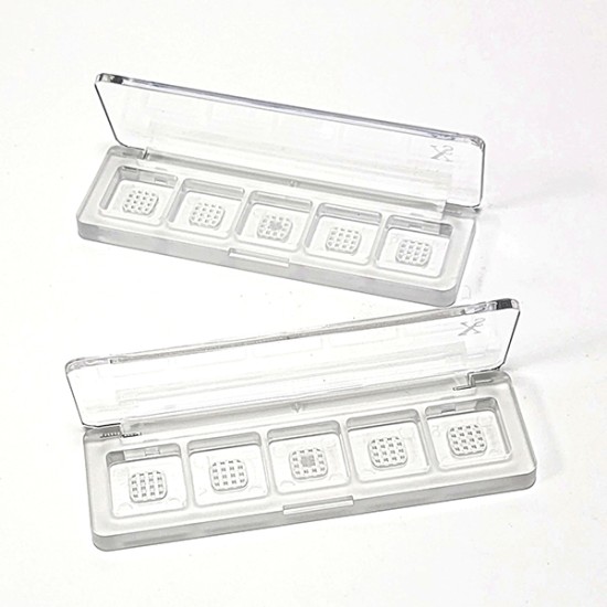 Eco-friendly product series/ PCR series/ 5 holes Eyeshadow 5028