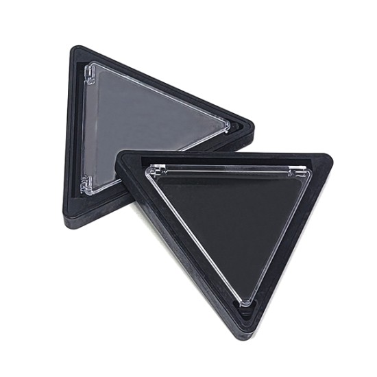 Triangle Blusher/Compact 9346